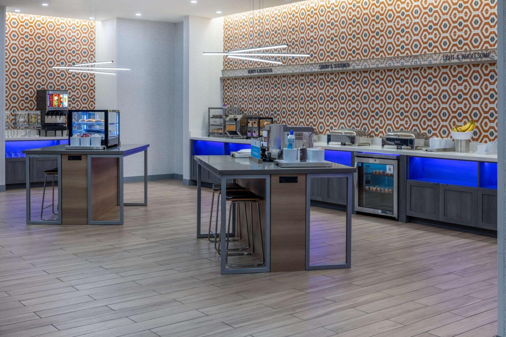 Tru By Hilton Pensacola Airport Medical Center Hotell Exteriör bild